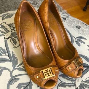 Tory Burch peep toe wedges size 7